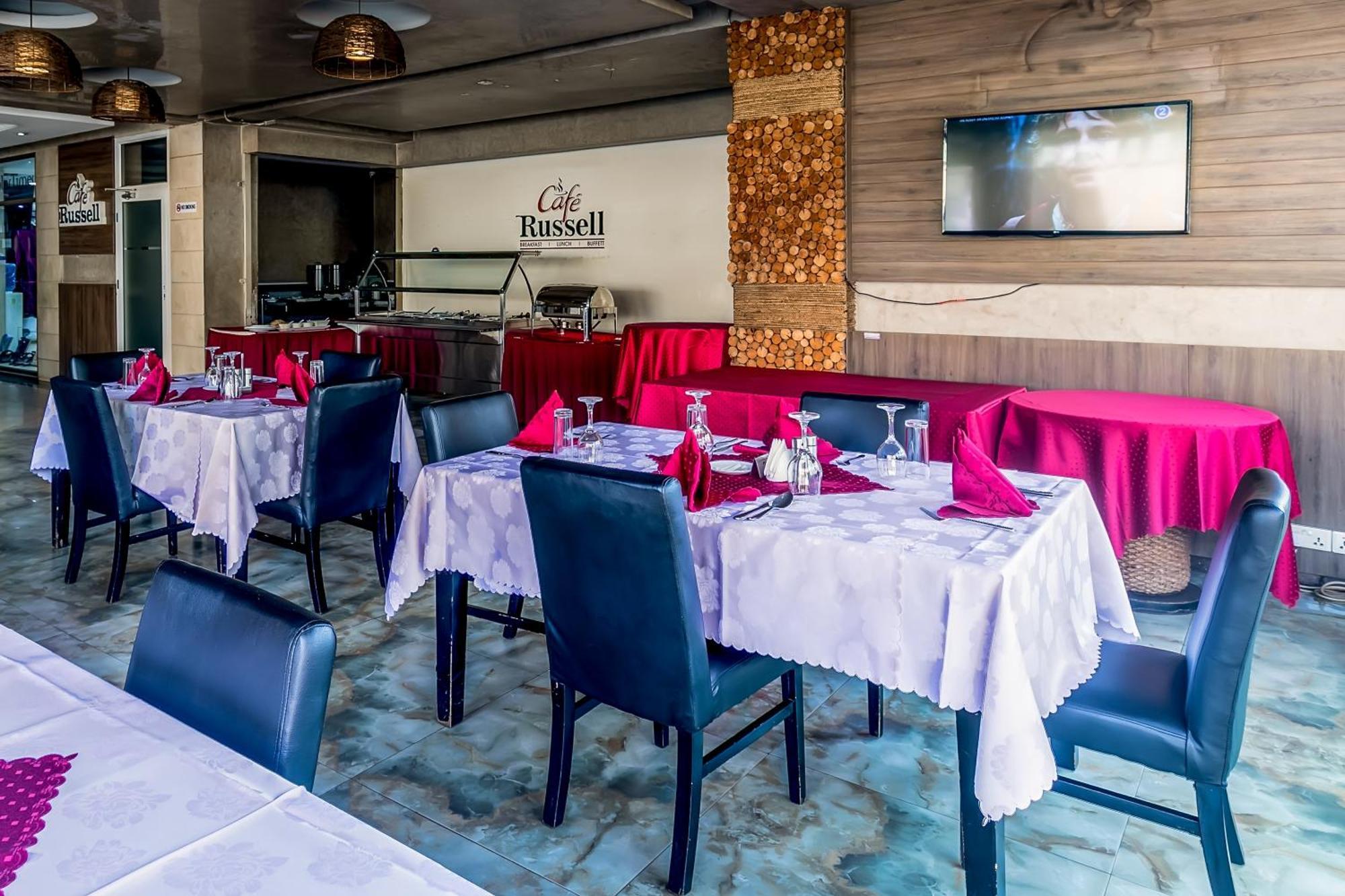 Russell Hotel Кампала Екстер'єр фото