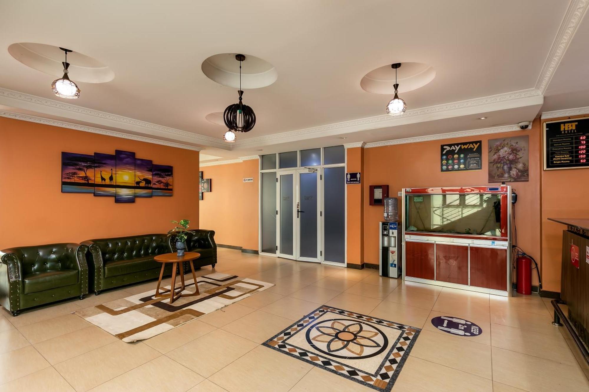 Russell Hotel Кампала Екстер'єр фото