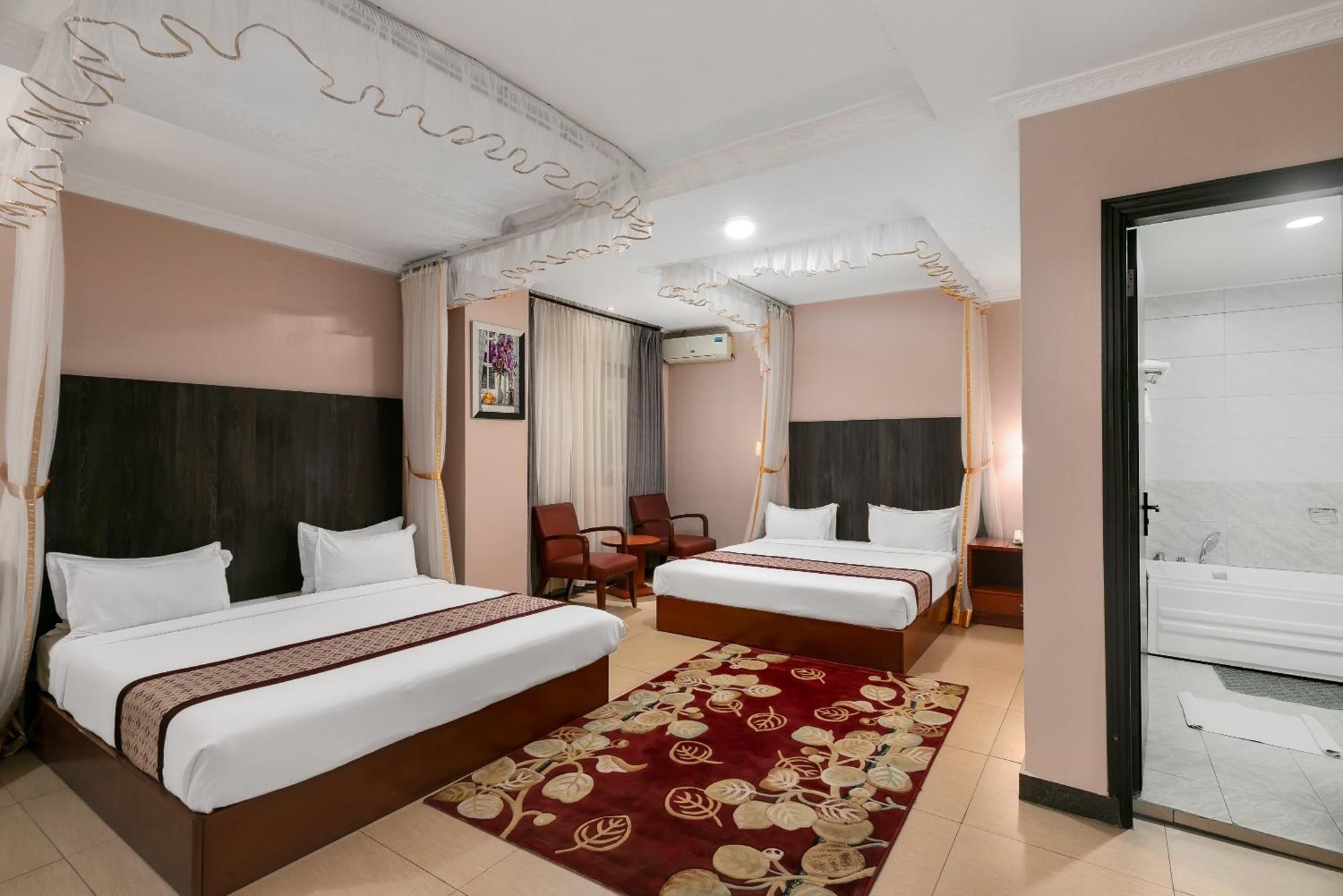 Russell Hotel Кампала Екстер'єр фото