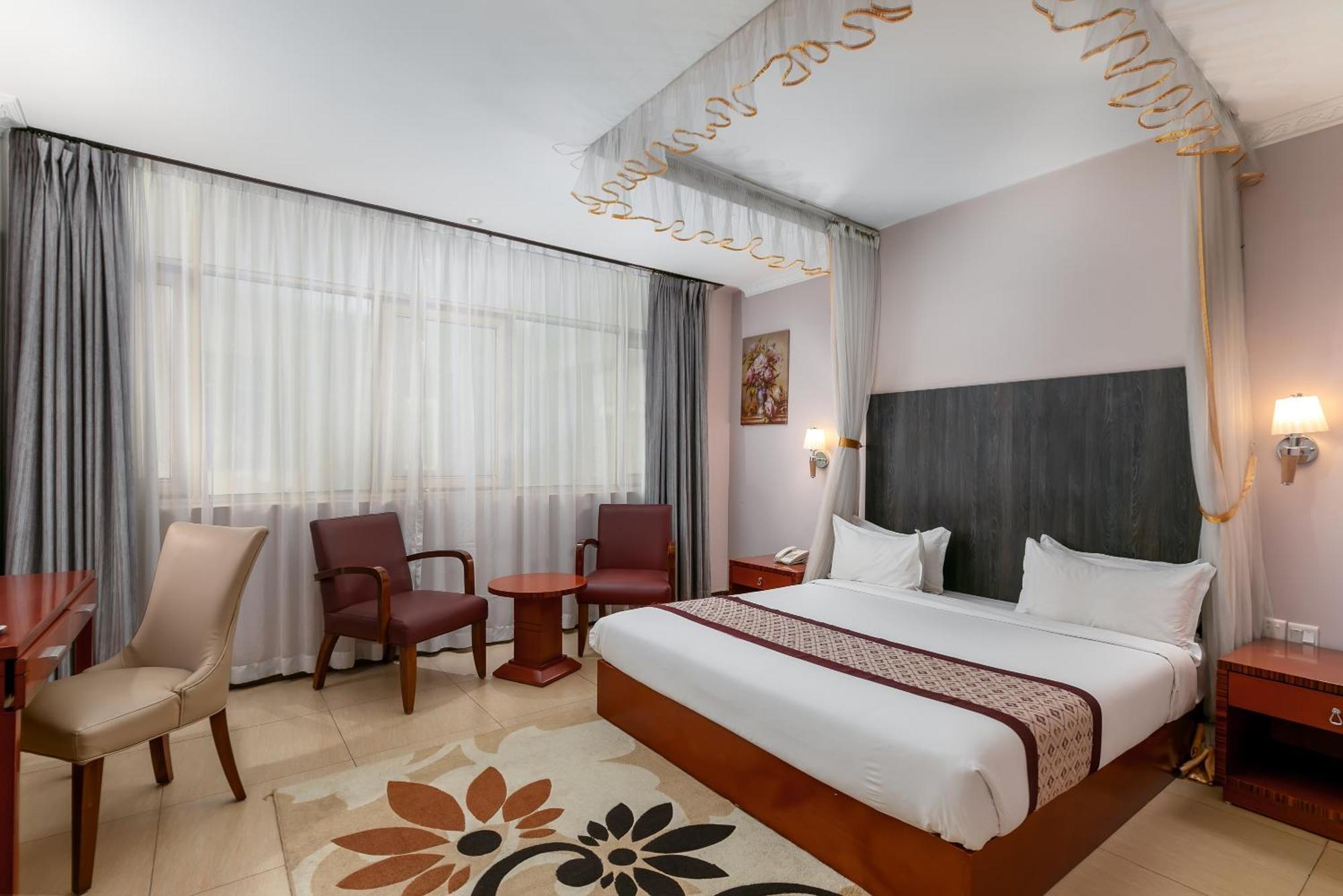 Russell Hotel Кампала Екстер'єр фото