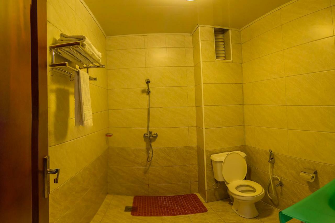 Russell Hotel Кампала Екстер'єр фото